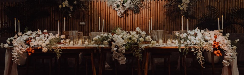 Deko für die Hochzeit selbst machen: Geschmackvolle und günstige Tipps